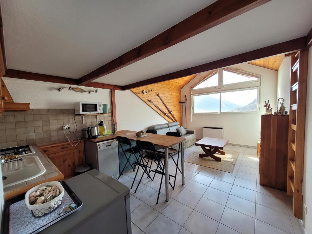 Agreable T3 Mezzanine Jusqu'A 5 Personnes Apartment Briancon  Ngoại thất bức ảnh